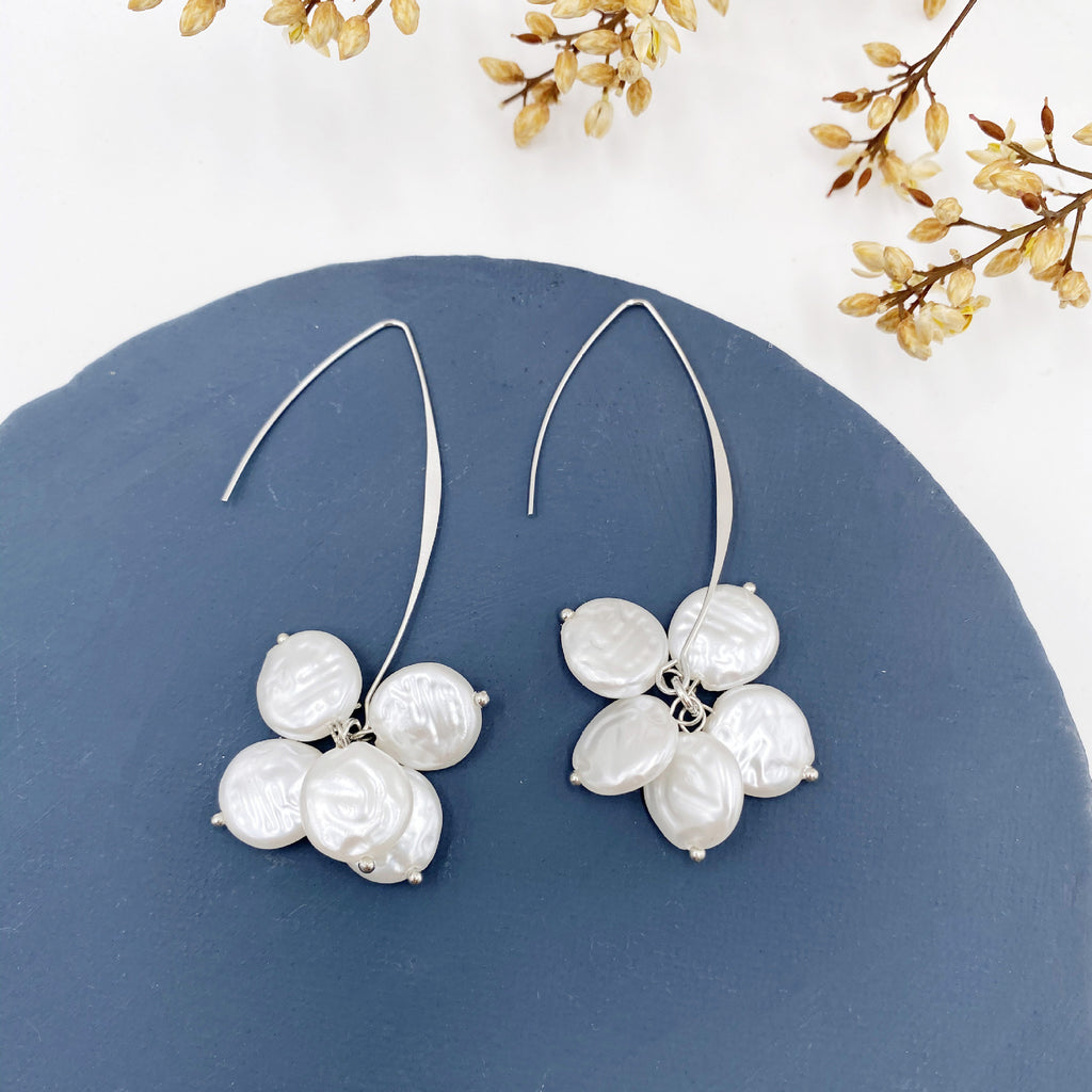 Green Pearl Flower Earrings | FashionCrab.com