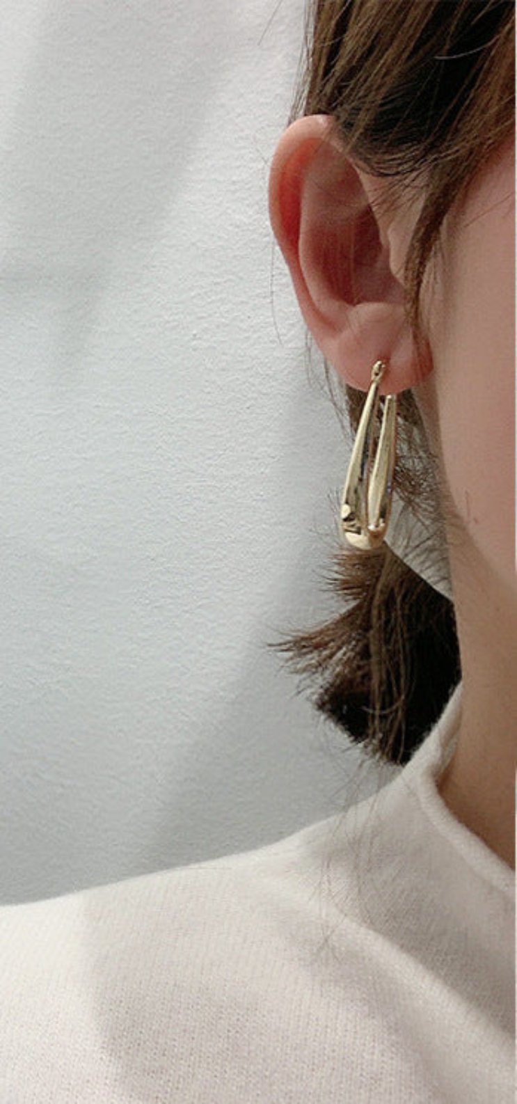 Twisted Oblong Gold Hoop Earrings JLT12853