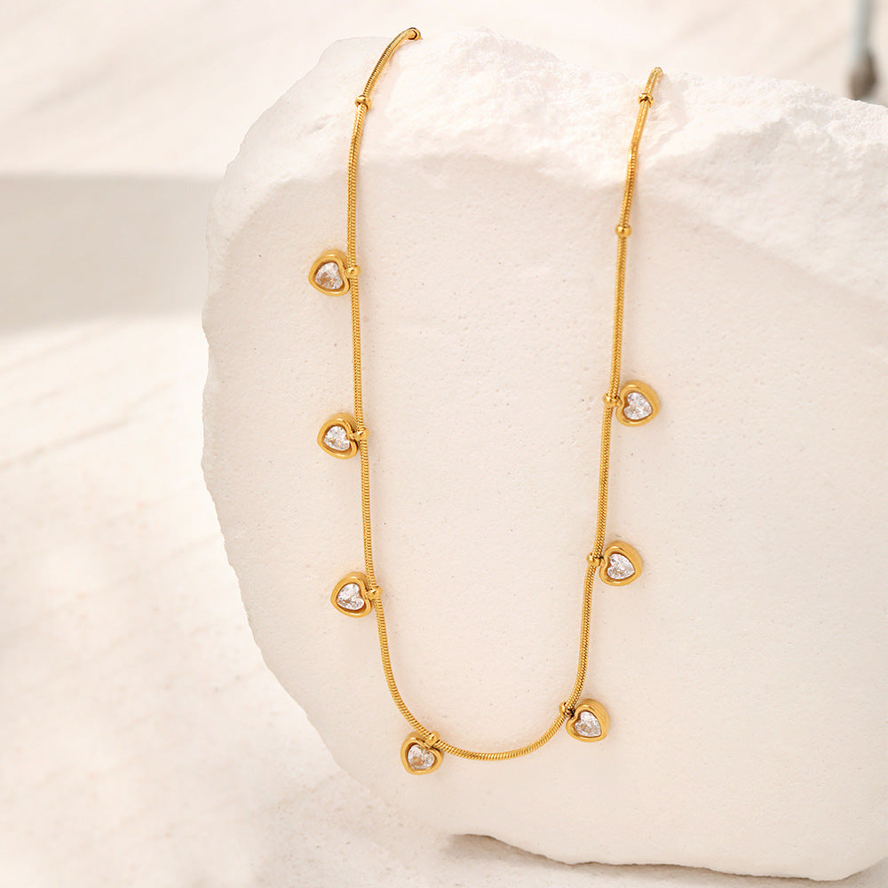 Chic Gold Necklace with Delicate Crystal Drops JLTN1337