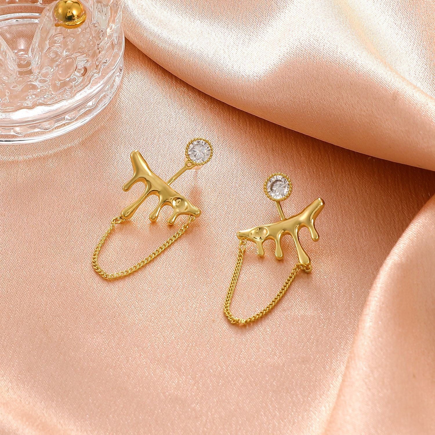 Just lil things Pin Earrings