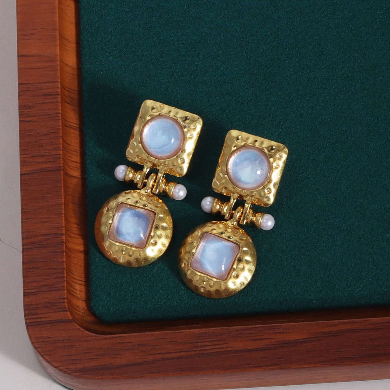 Abalone Shell  White Pearl Pin Earrings JLT12793