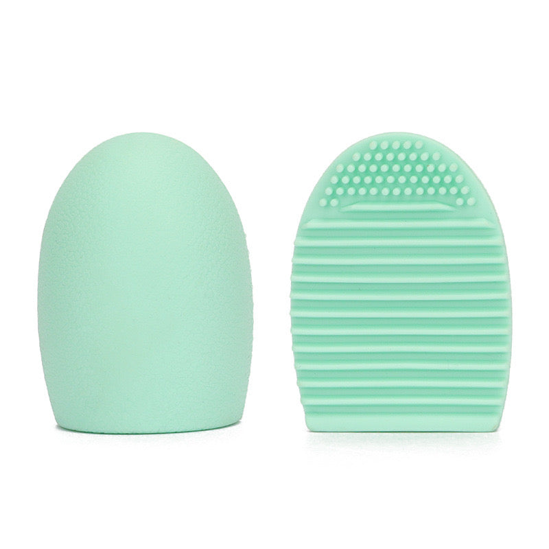 makeup brushes scrubber