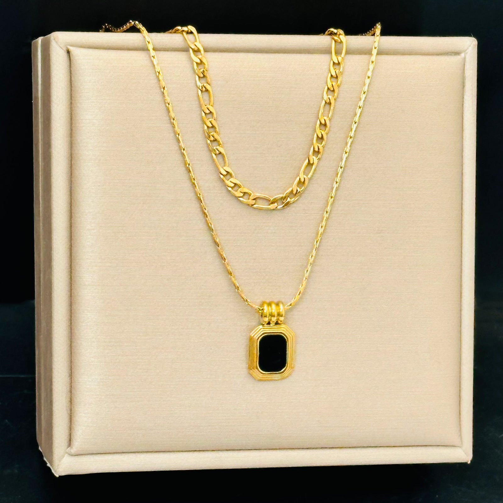 Onuyx Two Layer square Gold Necklace jltn1136