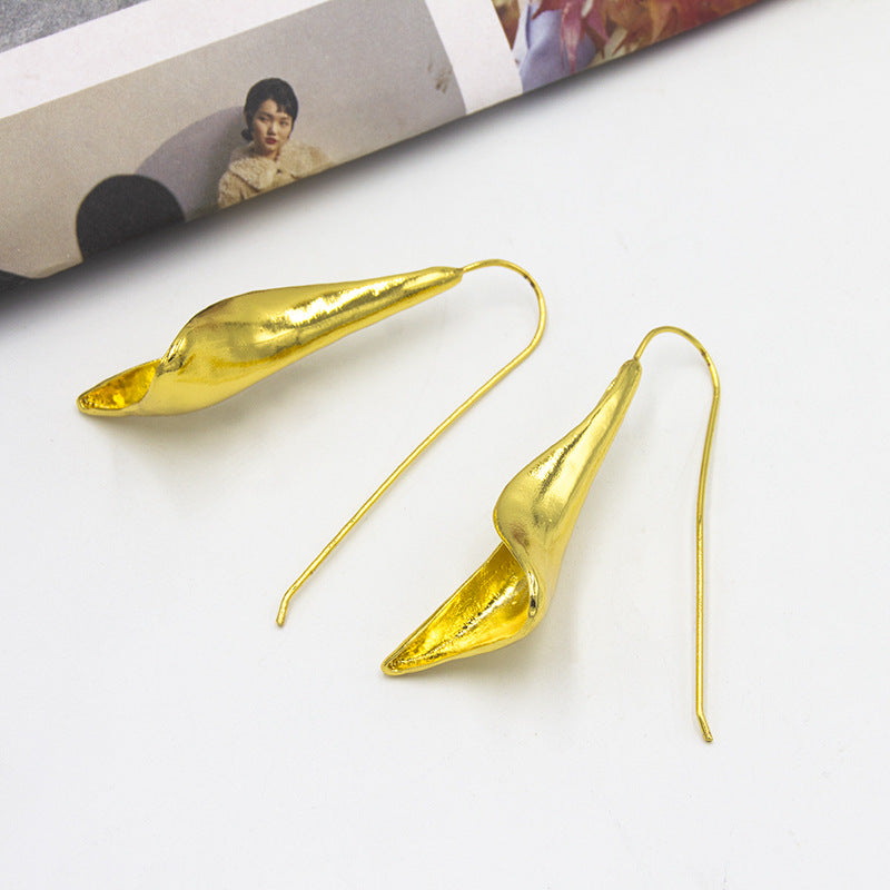 just-lil-things-gold-pin-earrings-jlt11470