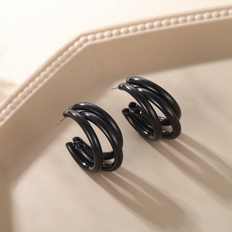 just-lil-things-black-pin-earrings-jlt11705