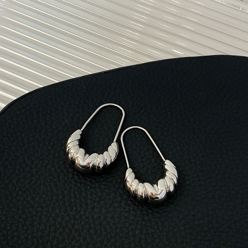 just-lil-things-silver-hoop-earrings-jlt11782