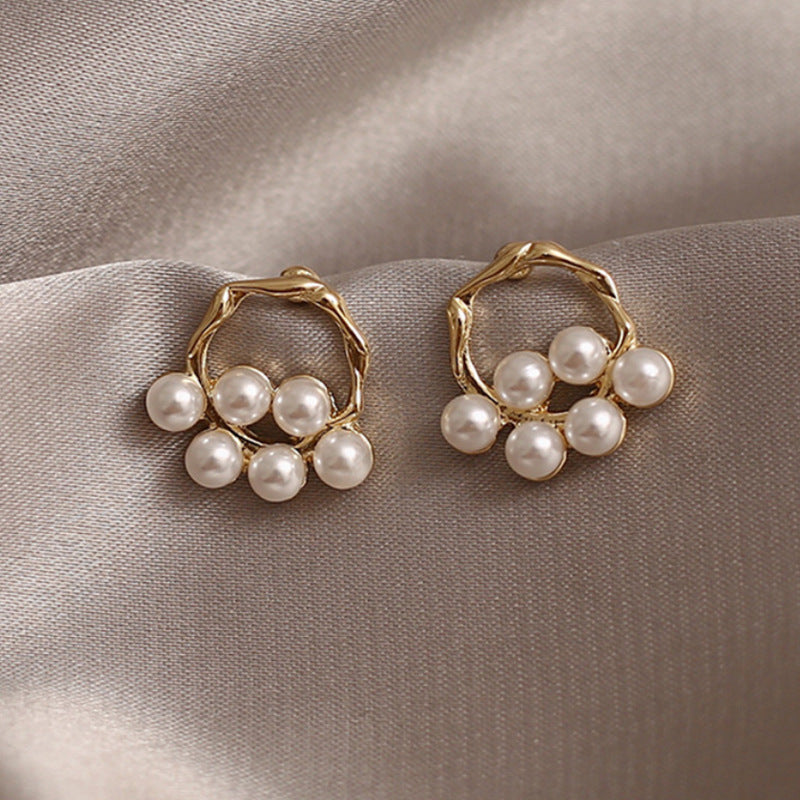 just-lil-things-gold-pin-earrings-jlt11870