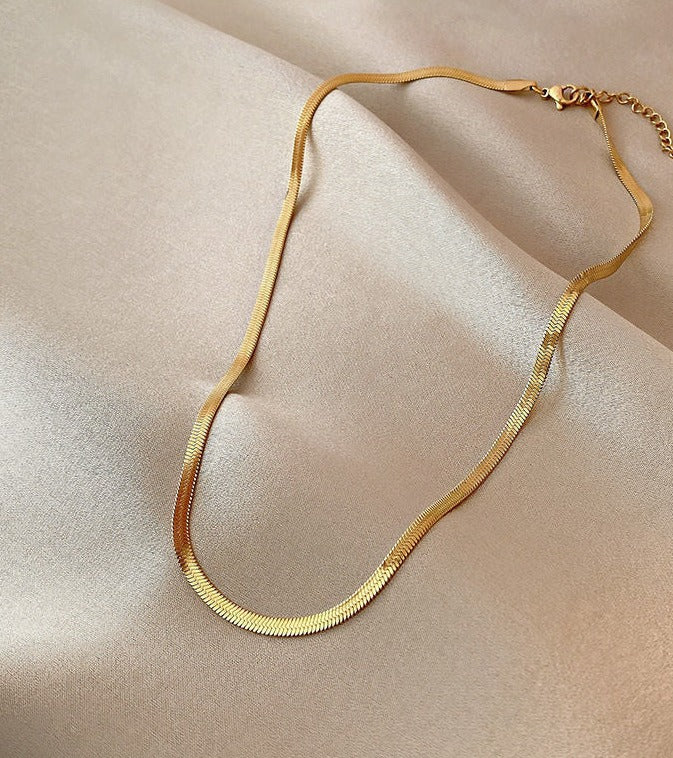 Elegant Gold-Plated Necklace – Sleek and Minimalist Jewelry-jltn0567